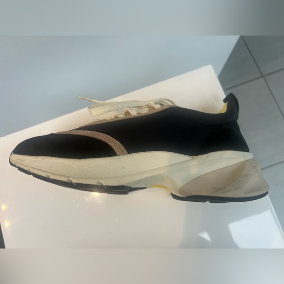 Tory Burch Black and Beige Sneakers with Yellow Highlights - Picture 4 of 9